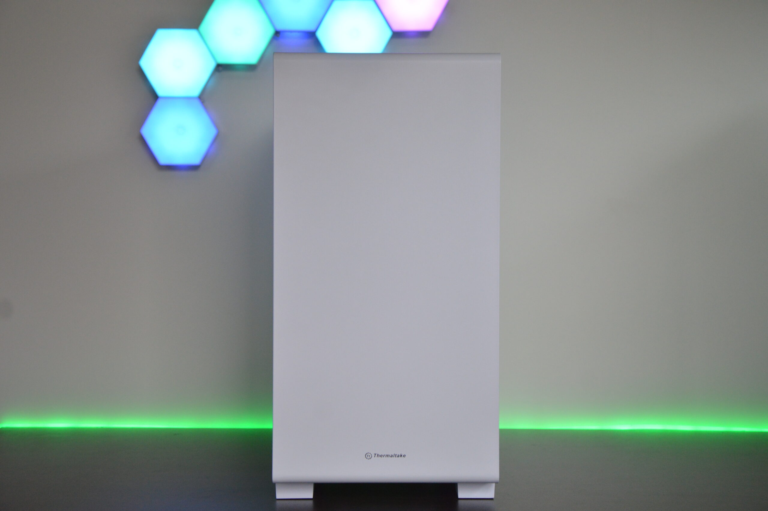 Intel i5 8th generation White Gaming PC - NVIDIA GTX 1660 Ti, 16GB DDR4 RAM, 2TB+ Storage, Wi-Fi, Windows 11 - Image 3