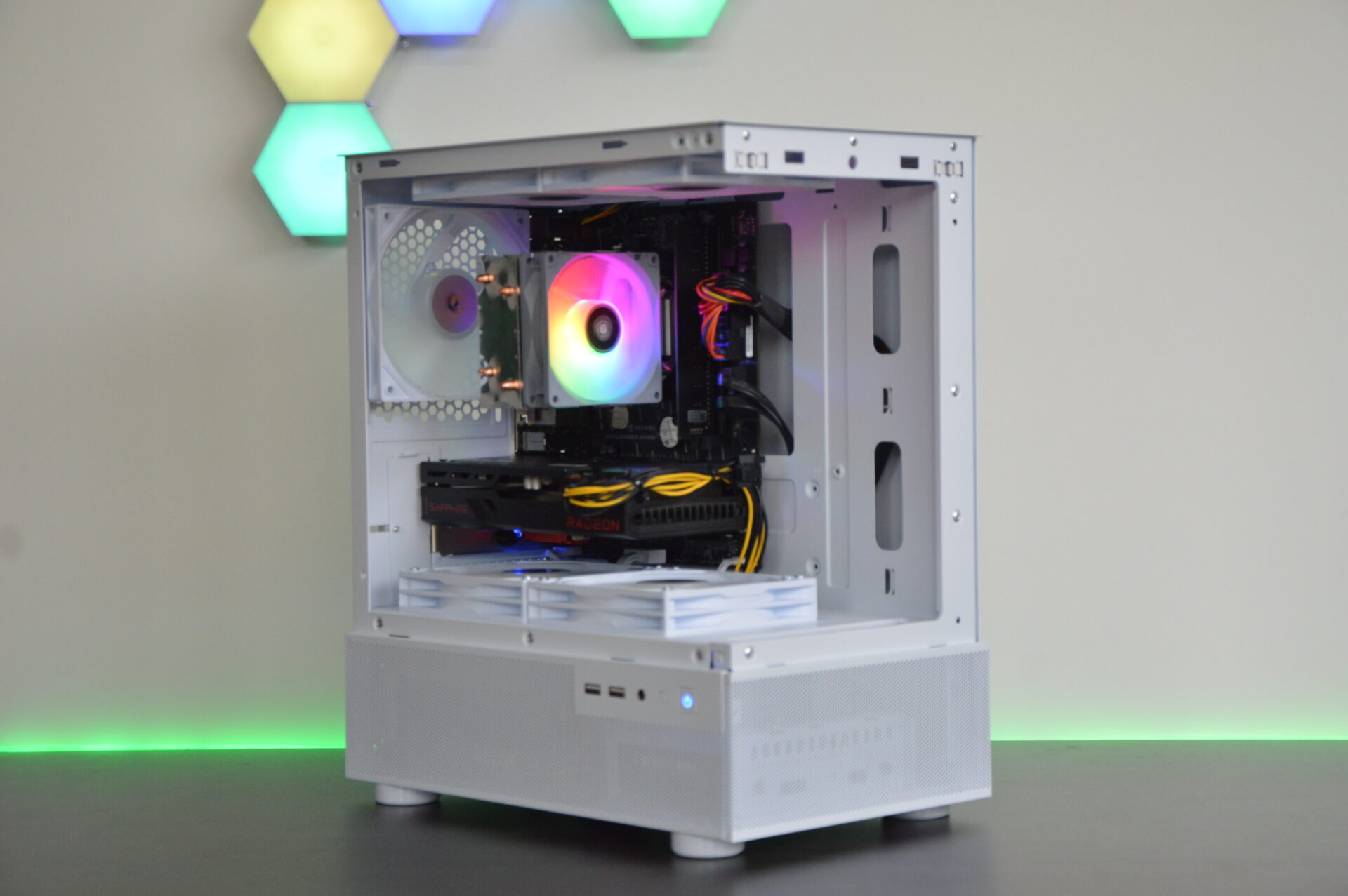 AMD Radeon RX 6600 White RGB Gaming PC - Intel 10th gen, 2TB+ Storage, Wi-Fi, Windows 11 - Image 2