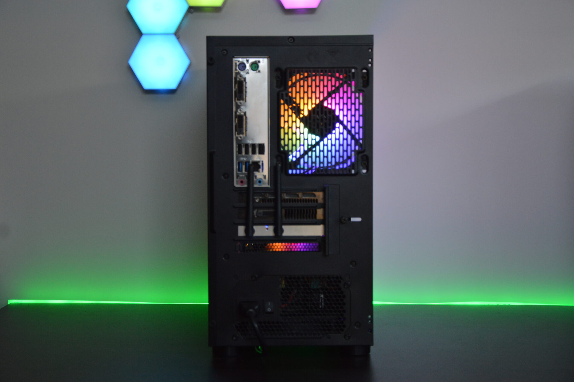 AMD Radeon RGB Gaming PC - Intel i5, 12GB DDR4, Windows 11 - Image 4