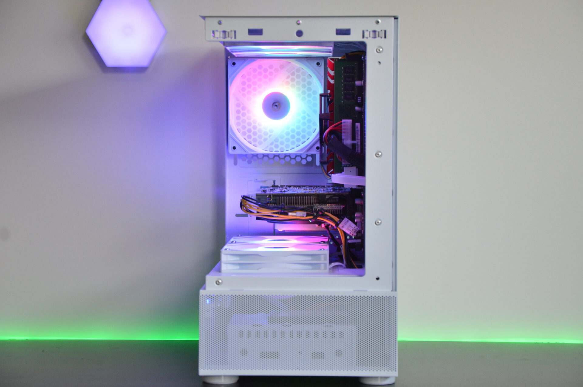 Intel i5 White RGB PC - NVIDIA GPU, 12GB DDR4 RAM, 1TB+ Storage, W11 - Image 5