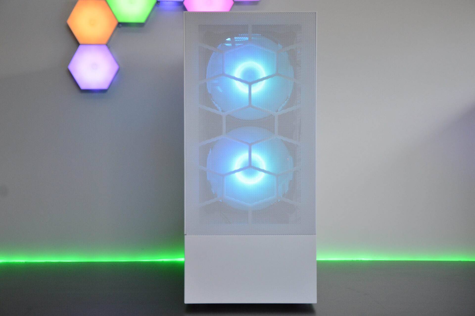 AMD Ryzen 7 RTX 3070 RGB Gaming PC - 2TB+ Storage, Wi-Fi, W11 - Image 8